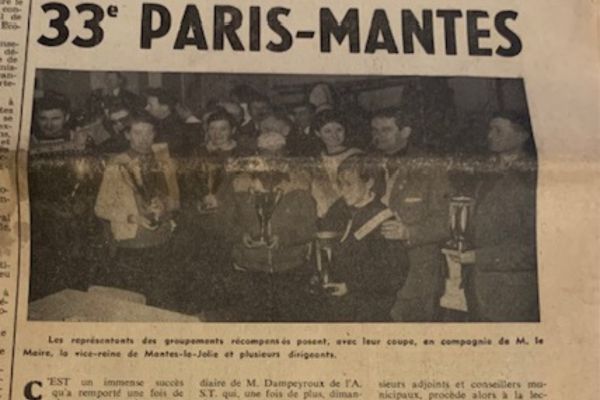 Un article de journal de la 33e édition